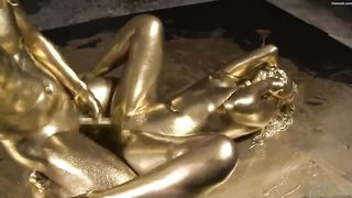 Kan Flower in Gold Powder Slave