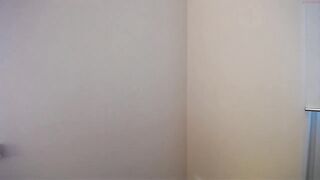 Hot Curvy Teen Girl Shows her Perfect Pussy and Boobs