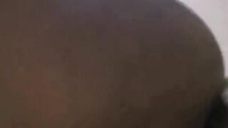 死鱼一个，态度恶劣。最后还是干的她叫到高潮。叫声销魂。