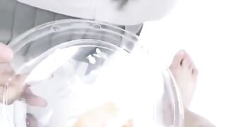 自制水果捞，不放牛奶放精液，味道还不错，水果要沾着精液吃才新鲜