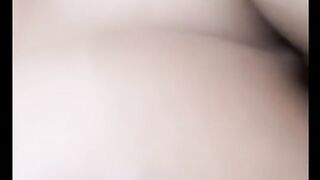 Ngentotin Tante Sampe Crot