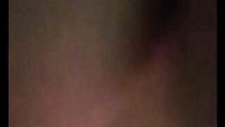 Ngentotin Tante Sampe Crot