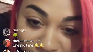 Red Mulatto Shows and Plays with Pussy on g Live