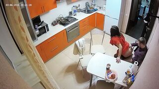 Real Amateur Couple Has Quick Sex In The Kitchen