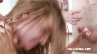 Миниатюрная шлюха