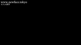 美女のおっぱいを揉みまくる動画