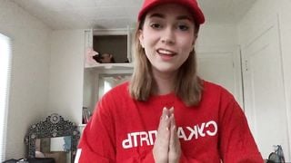 GAMERS RISE UP! THOT DOES HER PART