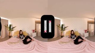 Busty Teen Babe Yoruichi needs your Big Dick Ichigo