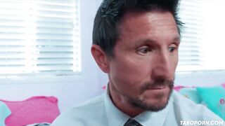 StepDaughter Fucks her StepDaddy to Buy her iPhone 12