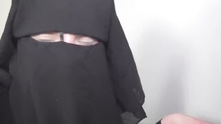 Muslim Babe Gets given a Special Gift