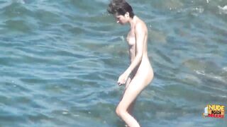 Real amateurs, Group sex outdoors