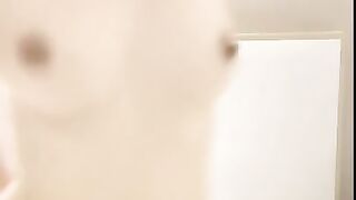 【幼齿】00后日系甜美萝莉首次全裸洗澡+揉逼大尺度极致诱惑3天秀9.5小时9v更新于会员群中【看主页帖子】