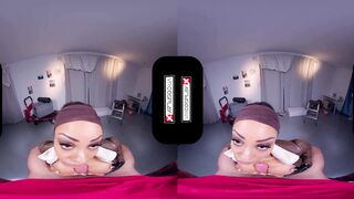 VRCosplayX Alyx Vance has no Resistance towards your Fat Dick