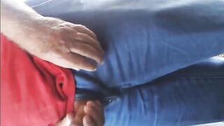 maduro me folla en aparcamiento oldman fuck parking