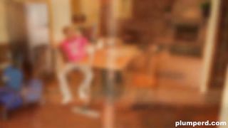 2 Mature Fat Ladies enjoying the cleaning boy