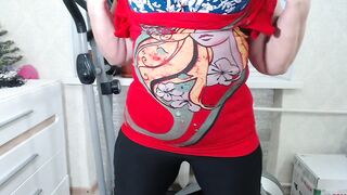 Mature Lady in Black Panties is doing Warm-up