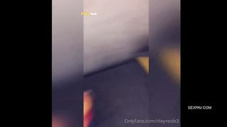 Girls from College Sucks their Roommate Cock in Car Park