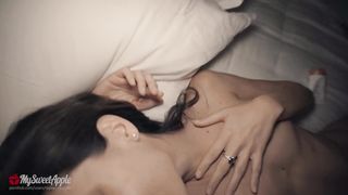 Threesome with Latin Babes MySweetApple x ArianaVanX - can you Beat no Nut November?