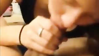 スマホ個人撮影 彼女のフェラが気持ち良すぎて射精しちゃった