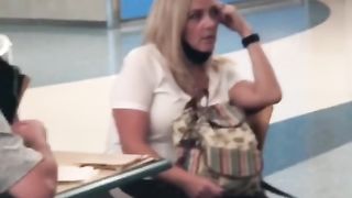 Thick Big Tit MILF Candid (Caught)