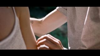 REINA DE CORAZONES (DRONNINGEN) SEX SCENE