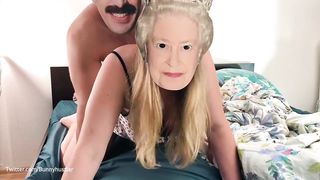 How to Fuck the Queen