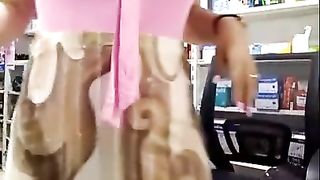 Madura Arrecha En La Farmacia XXX