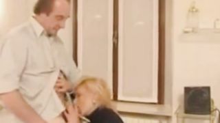 Name der russischen Blonde MILF Reife Step Mom?