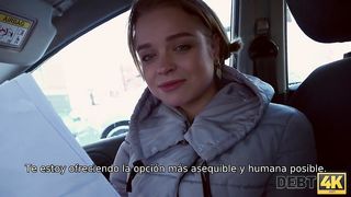 DEBT4k. La chica tiene un préstamo, ¿por qué le pide a un extraño que lo cu