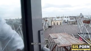 SIS. PORN. Brazen babe smokes cigarette and penis of stepbrother