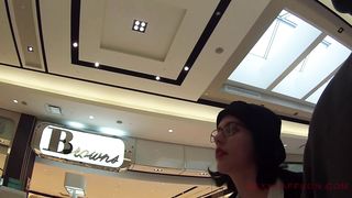 Public Cum Walk at the Mall!