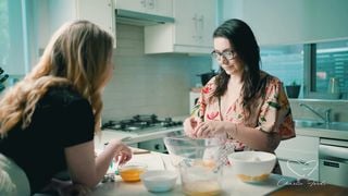 Watch Charlie Forde make Free use out of Chasey Devil - Greek Goddess Gets Eaten out while Baking