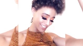 HORNY SLUT LOVE TO TAKE OFF SHIRT AND FLASHES BIG TITS ON SNAPCHAT