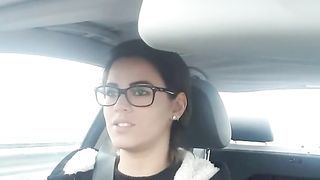 Teen piercing nipple Flash on the road - Flash en voiture by Vic Alouqua