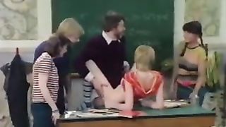 CC Teenage Bestsellers 259