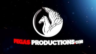 Pegas - Les Débuts de Heidi Van Horny à 18 Ans