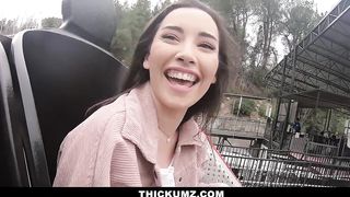 Thickumz - Cute Amateur Girl Shows Off In Public