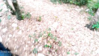 Jeune Couple Amateur surpris entrain de baiser en public Pipe et levrette