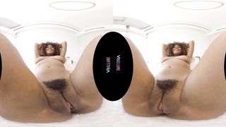 VRALLURE Come Hangout In My Bedroom!