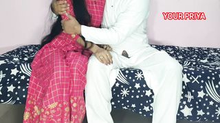 Everbest indian wife fucked by father in law with clear hindi voice