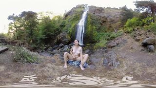 Watch hottie brunette Calliope masturbating at the waterfall
