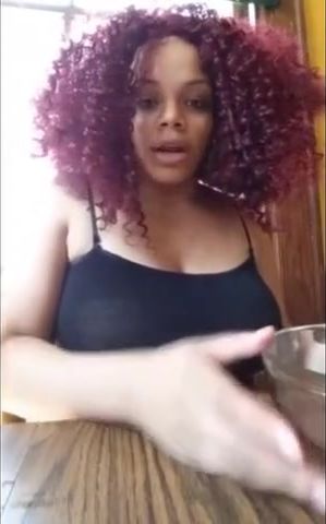 Single Mother With Big Titties Records Herself Lactating