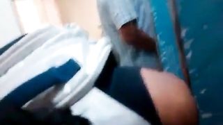 Pegacao rapida no banheirao