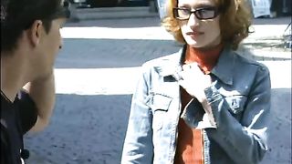 pickup skinny muscle girl