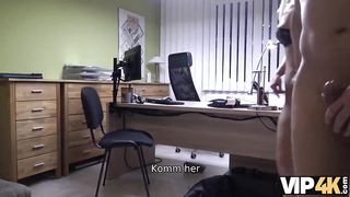 VIP4K. Die natürliche Blondine Nathaly Teges löst all ihre