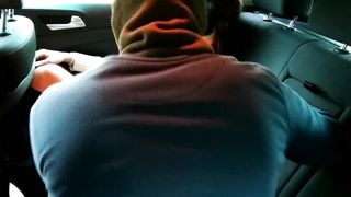 Il Pompino: studentessa universitaria offre ricompensa per l'esame superato