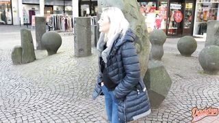 Öffentlicher Orgasmus mitten im Stadtzentrum l DADDYS LUDER