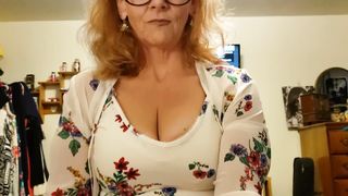 Mom Teaches Step Son to love blow jobs ***Roleplay***