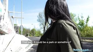 Public Agent Cash tempts busty American Amilia Onyx to quickie