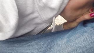 Surprise par un inconnu il me baise comme une salope en extérieur